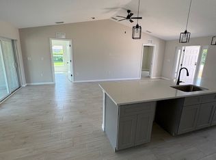 1441 NE 34th St, Cape Coral, FL 33909