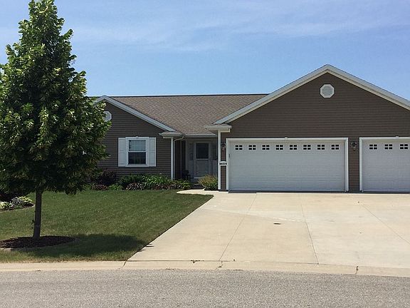 Wide cement driveway