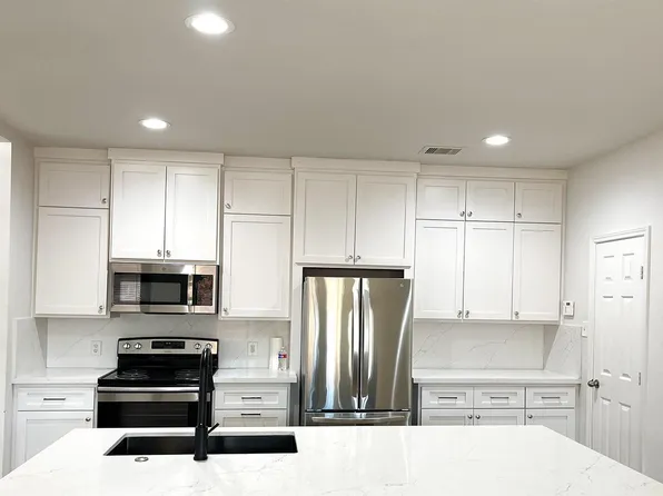 7042 Plum Creek Terrace Ln, Houston, TX 77087