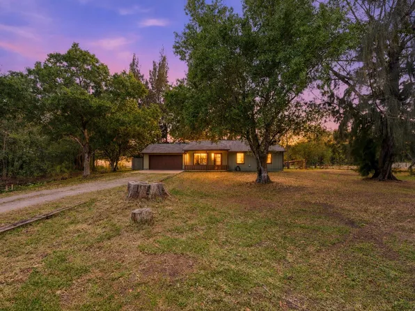 13618 59th Court N, West Palm Beach, FL 33411