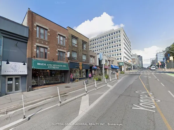 1266 Yonge St #4, Toronto, ON M4T 1W5