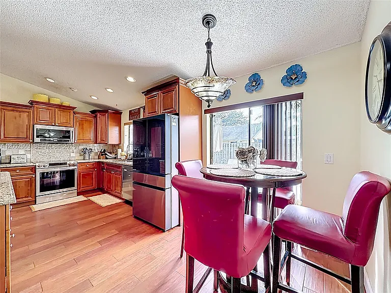 8060 NW 51st Ct — Photo 39