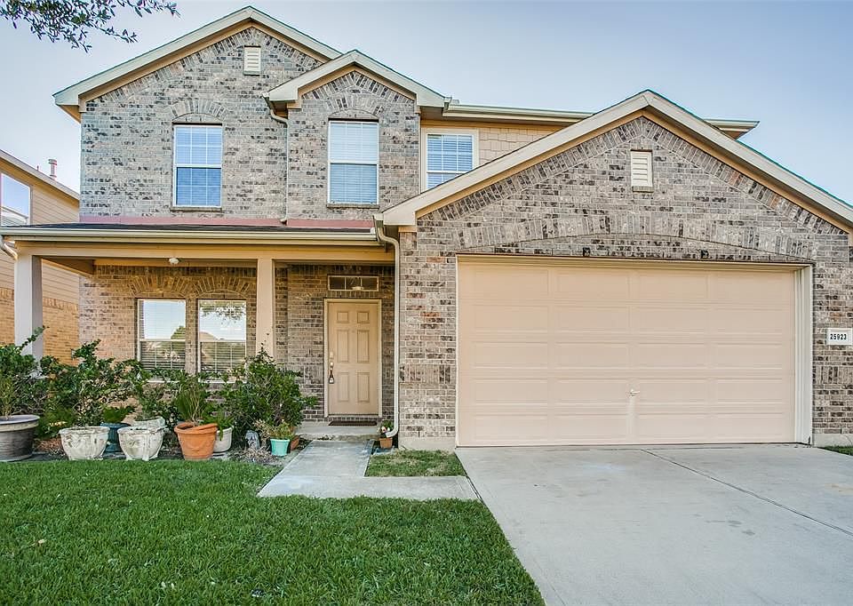 1st image of 25923 Ravenside Dr