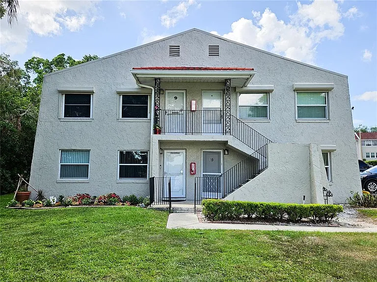 1103 Cypress Gardens Blvd #17 — Photo 3