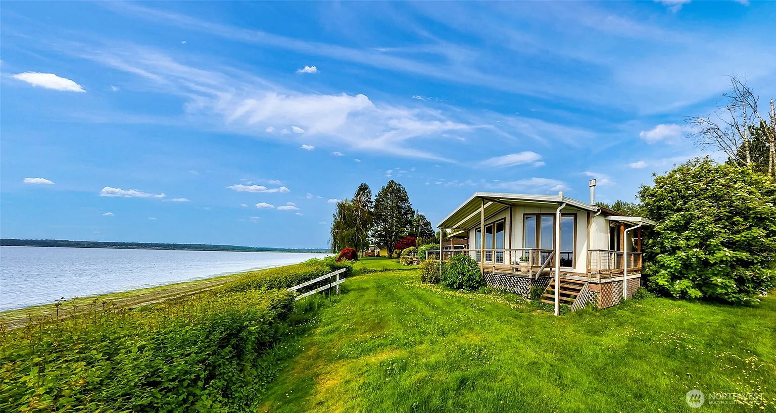 3249 Robertson Road photo 1