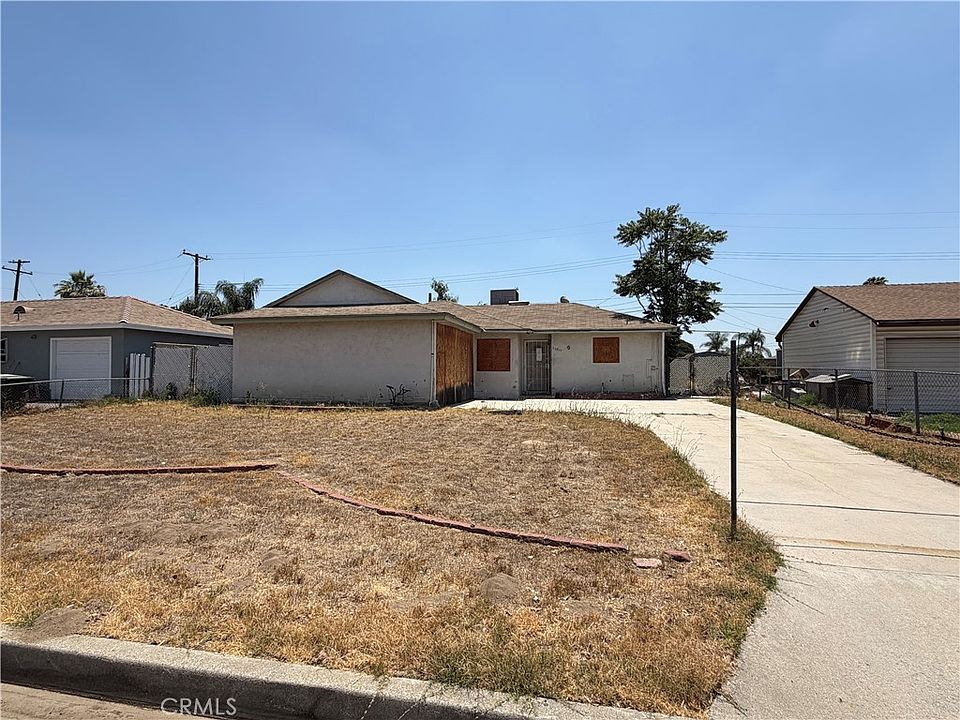 1st image of 25875 E Vine St