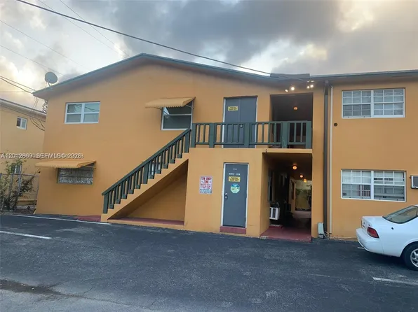 1702 McKinley St APT 4, Hollywood, FL 33020
