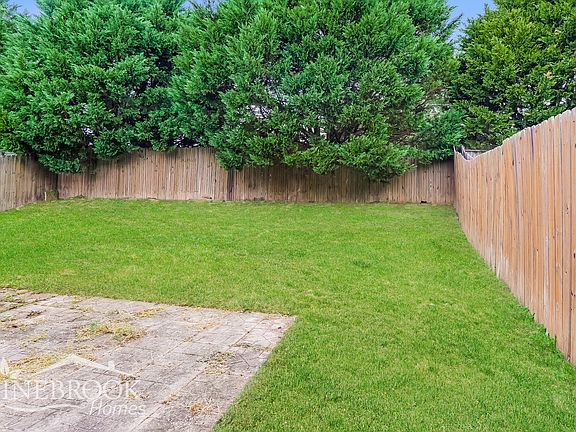 4th image of 10520 Hunt Cir