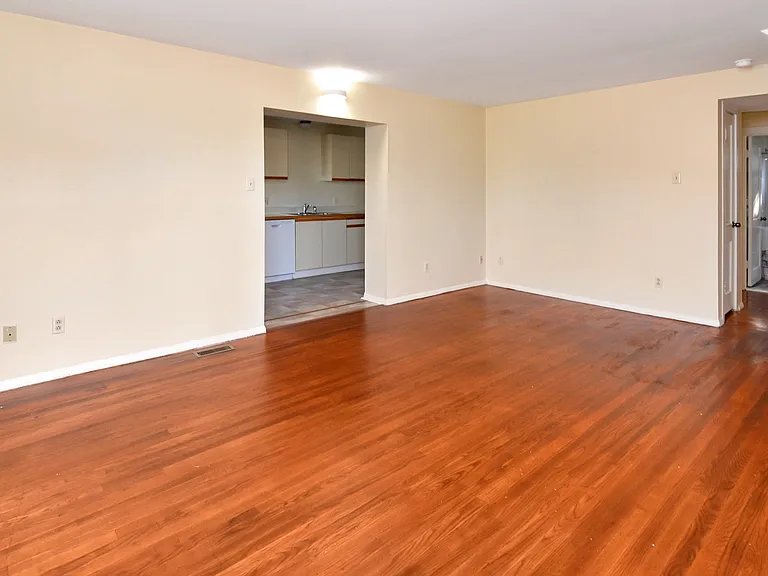8204 Atlantic Ave #A — Photo 3