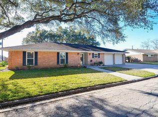 2624 Del Monte Ave, Bay City, TX 77414