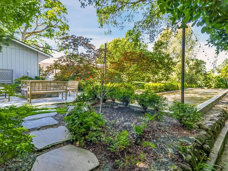 1064 Westridge Ave — Photo 35