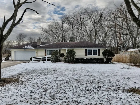 3258 New Zoarville Rd NE, Zoarville, OH 44656