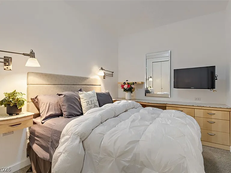 4525 Dean Martin Dr #2303 — Photo 15