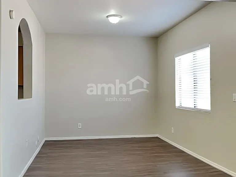 6506 S 10th Dr — Photo 6