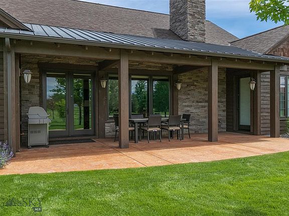 5th image of 161 Meadowland Dr