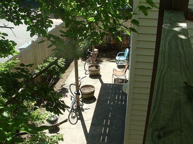 2nd image of 380 Washington St #2V