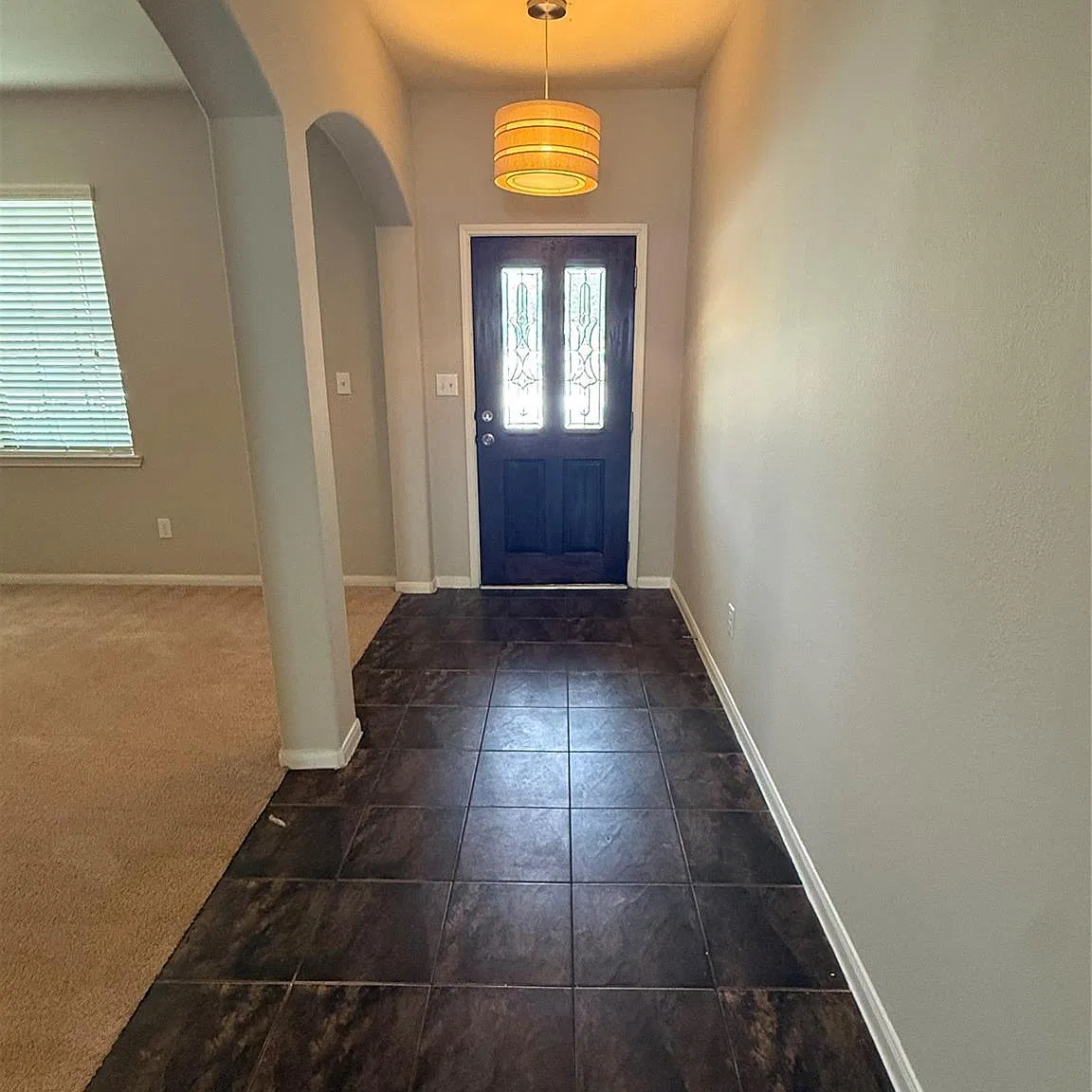 4 bed, 3.5 bath, 3086 sqft, $3,000 — Photo 2