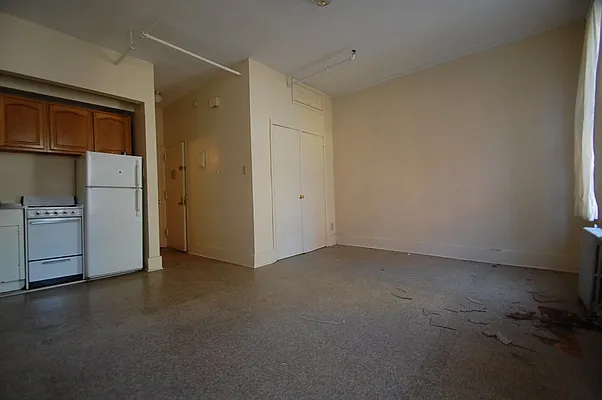 Rented by Bohemia Realty Group | media 10