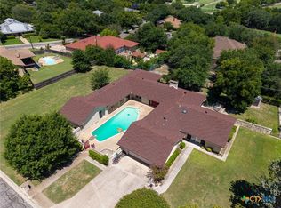 107 E Woodlawn Dr, Harker Heights, TX 76548