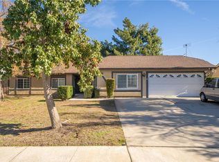 861 N Quince Ave, Rialto, CA 92376