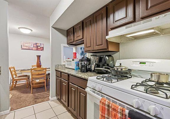 2nd image of 1870 Tall Oaks Dr Unit 1109