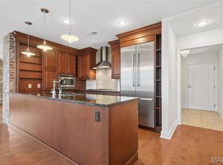 232 N Kingshighway Blvd APT 1209, Saint Louis, MO
