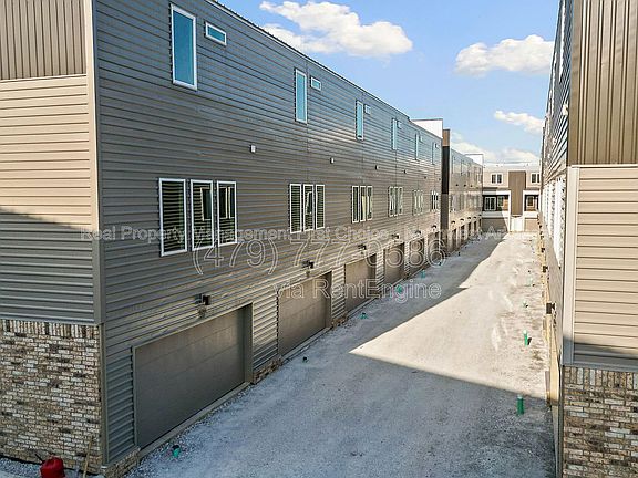 4th image of 1982 S Razorback Rd Unit 102