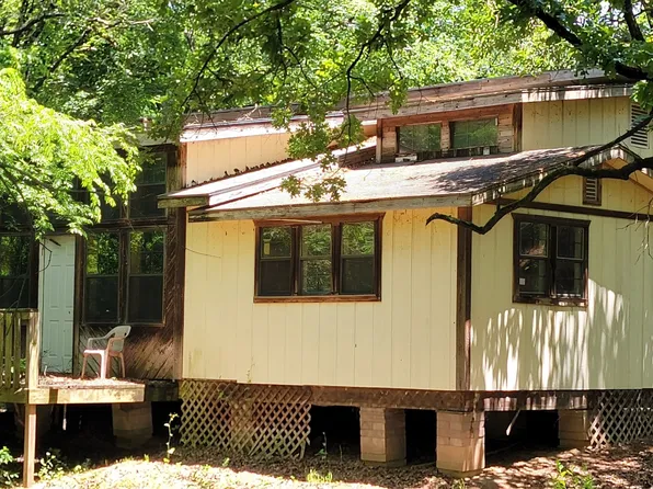 10132 Northview Dr, Wills Point, TX 75169