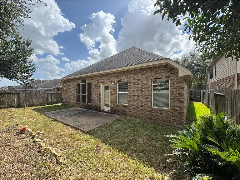 2827 Fair Chase Dr — Photo 37