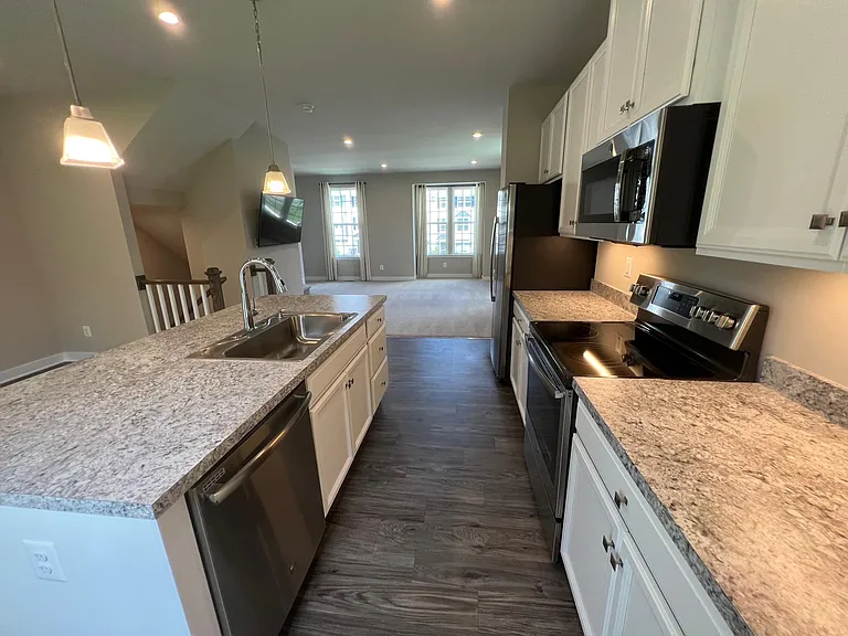 1903 Spearfish Ct — Photo 31