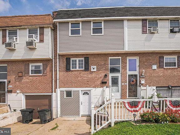 2nd image of 3631 Whitehall Ln