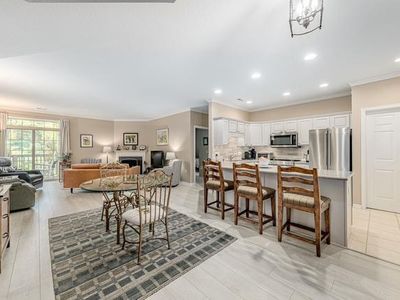 13050 West Bluemound ROAD #205, Elm Grove, WI, 53122