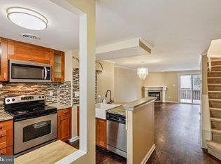 8722 Ravenglass Way, Gaithersburg, MD 20886