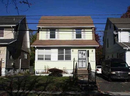 1st image of 14 Beechwood Pl