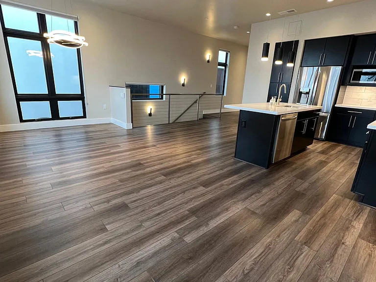 514 Mill St — Photo 3