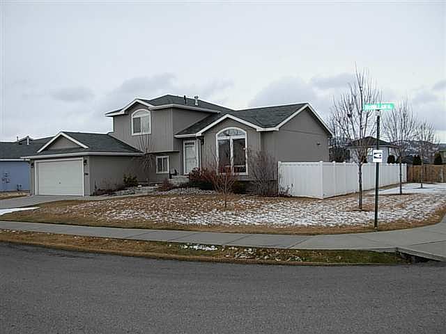1st image of 1704 N McMillan Ln