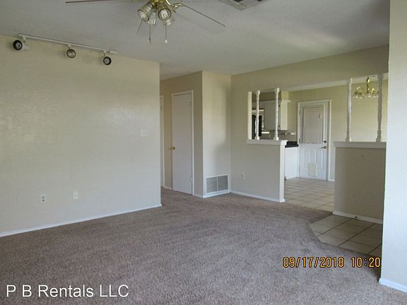 4th image of 4614 NW Lincoln Ave