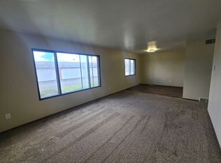 4236 N 104th St APT 4, Milwaukee, WI 53222