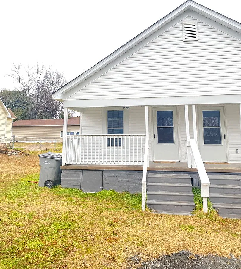 907 Indiana Street — Photo 1