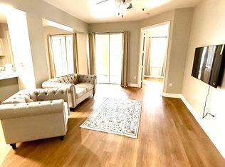 5041 Sunridge Palms Dr APT 101, Tampa, FL 33617