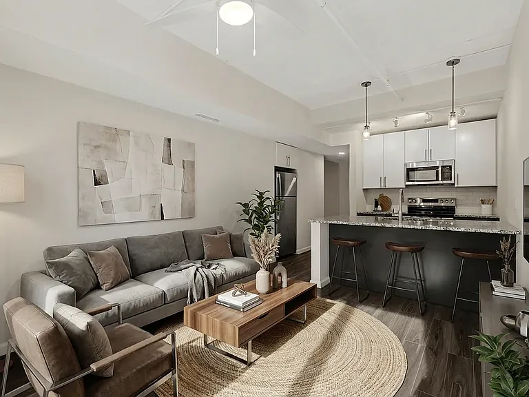 Gallery 118 — Photo 23