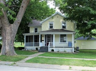 120 Maple Ave, Morrison, IL 61270