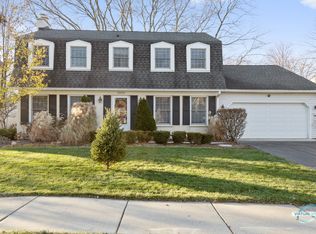 3800 Downers Dr, Downers Grove, IL 60515