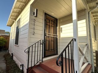2112 Coloma St, Oakland, CA 94602