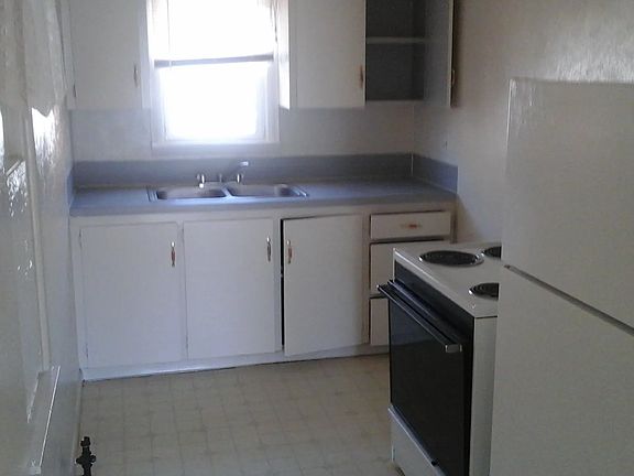 2nd image of 1936 E B St