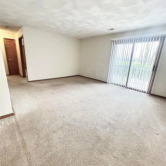 129 Sugar Pine Ln #7 — Photo 3