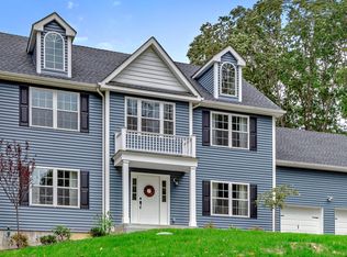 17 Deans Bridge Rd, Somers, NY 10589