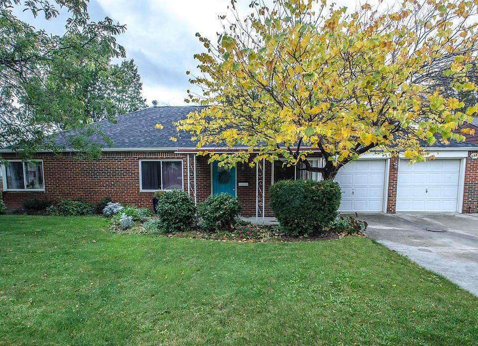 1st image of 688 Birch Ave