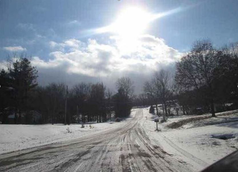 2nd image of 963 Cavewood Ln