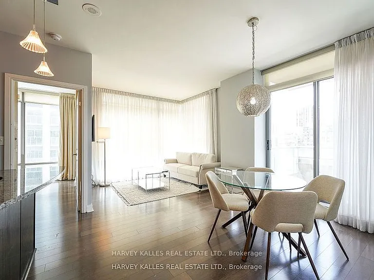 18 Yorkville Ave #1305 — Photo 7